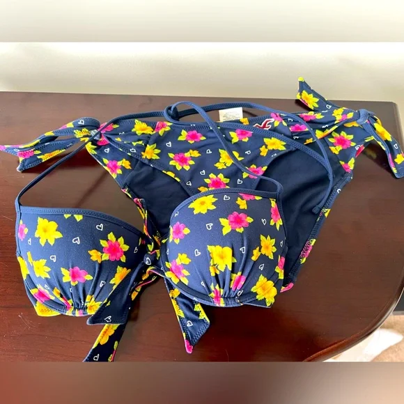 Vintage Hollister Floral Bikini - Picture 1 of 7